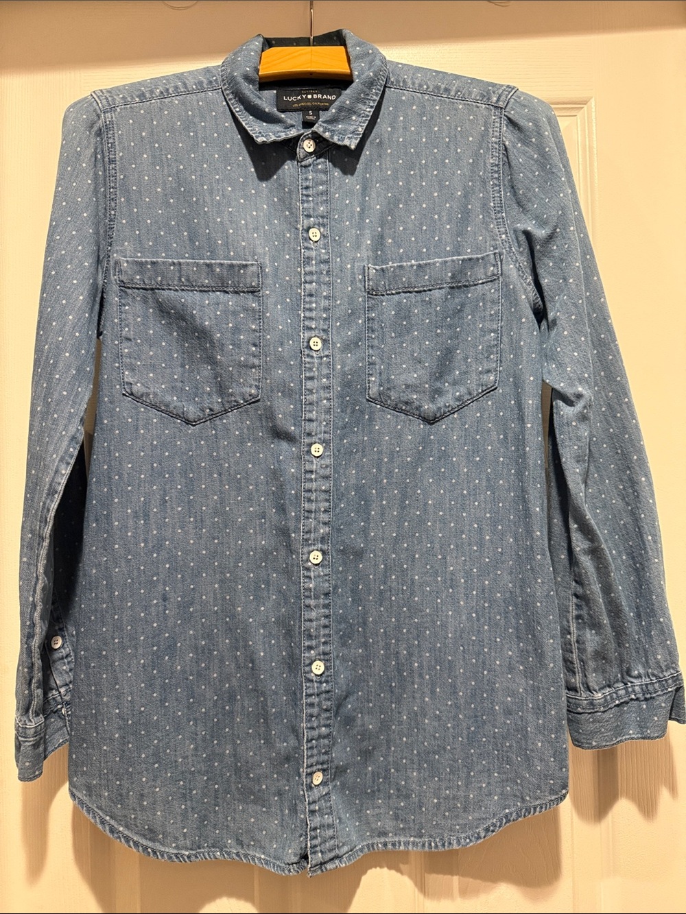 Lucky Brand- Women’s Boyfriend Fit Light Blue Chambray Dot Button-Down Shirt
